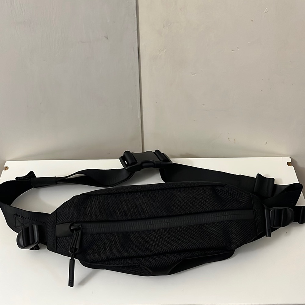 Aer City Sling 1